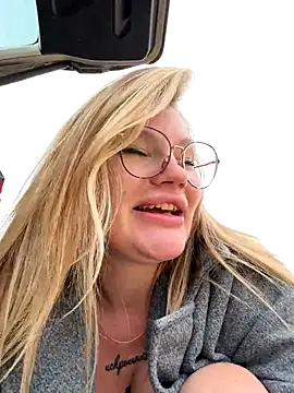 justmila online show from September 2025 11:26:01 AM