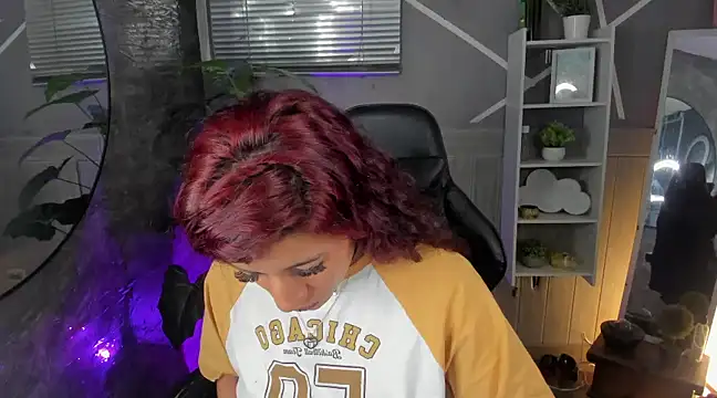 Snapshot of SofiaGomez420 chatting on January 2025 07:32:01 AM SofiaGomez420 online show from January 2025 07:32:01 AM