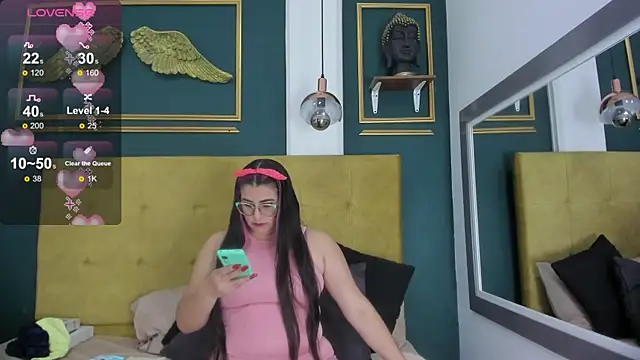 BellaPeers  online show from January 2025 12:00:01 PM