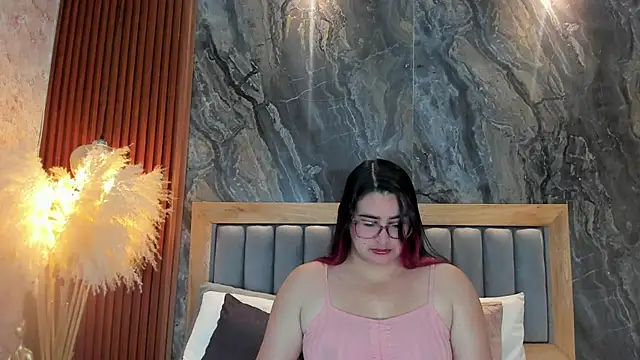 BellaPeers  online show from November 2025 12:05:02 PM