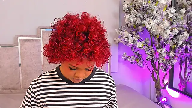 Snapshot of Maaracooper chatting on January 2025 04:06:01 AM Maaracooper online show from January 2025 04:06:01 AM