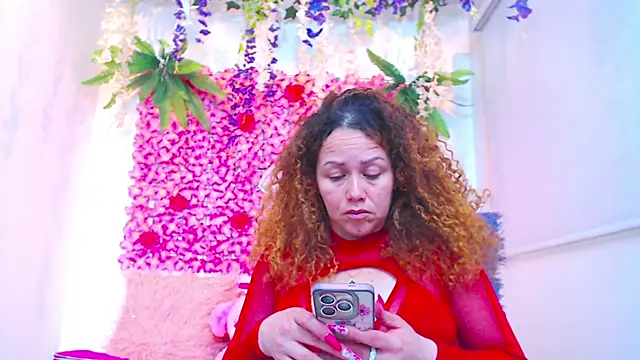 BLONDE SEXYHOT online show from November 2025 07:37:02 PM