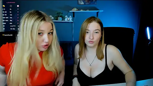 Snapshot of juli_kisss chatting on January 2025 01:47:01 AM juli kisss online show from January 2025 01:47:01 AM