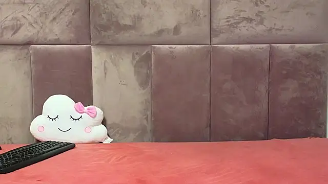 SweetScribe online show from January 2025 04:20:01 PM