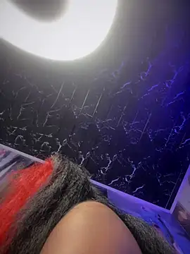 Snapshot of Thyana_LS chatting on January 2025 12:58:01 PM Thyana LS online show from January 2025 12:58:01 PM