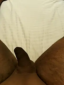 Snapshot of Mallu_Curator chatting on October 2025 12:29:01 PM Mallu Curator online show from October 2025 12:29:01 PM