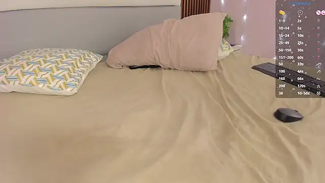 Snapshot of ALICESTARKK chatting on January 2026 12:49:02 AM ALICESTARKK online show from January 2026 12:49:02 AM