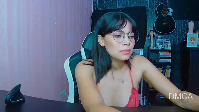 Snapshot of Drea_Foox chatting on October 2025 02:39:02 AM Drea Foox online show from October 2025 02:39:02 AM