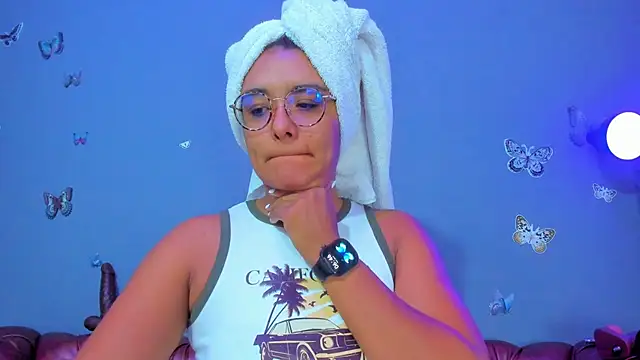 Snapshot of Kaira_mosse chatting on April 2026 11:47:02 AM Kaira mosse online show from April 2026 11:47:02 AM