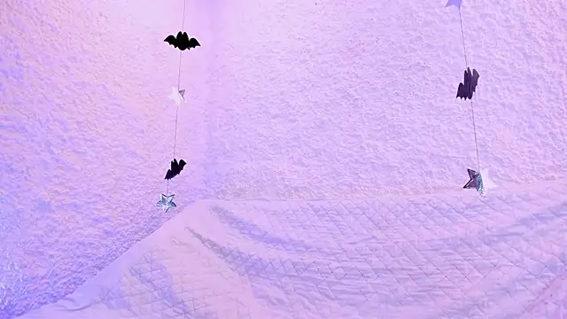 alexandersawyer online show from October 2025 01:58:01 PM