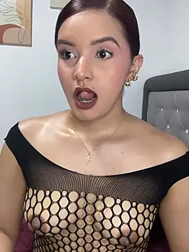 Snapshot of Melanyprada chatting on May 2026 05:14:02 AM Melanyprada online show from May 2026 05:14:02 AM