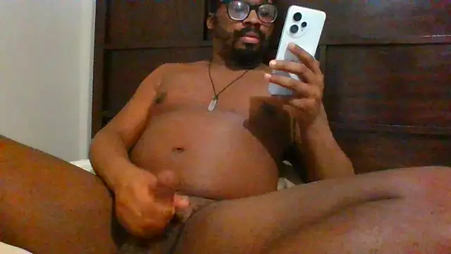 Snapshot of Hotcock100 chatting on December 2025 11:54:01 PM Hotcock100 online show from December 2025 11:54:01 PM