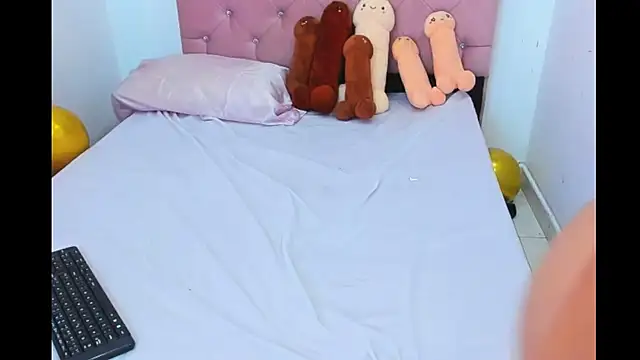 Snapshot of Katiaflex chatting on December 2024 02:51:01 AM Katiaflex online show from December 2024 02:51:01 AM