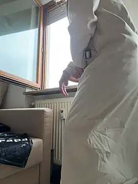 See my Boobs  online show from November 2025 12:31:02 PM