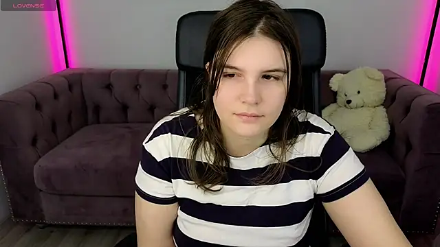 Snapshot of Ruyjin_Choi chatting on January 2026 10:52:01 AM Ruyjin Choi online show from January 2026 10:52:01 AM