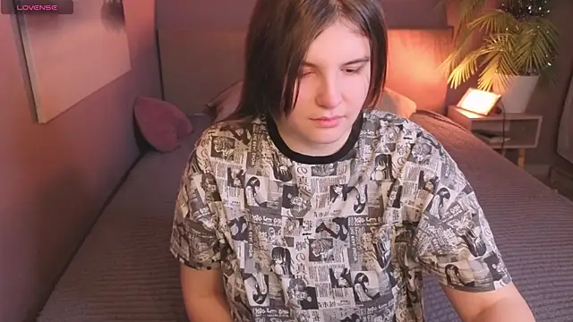 Snapshot of Ruyjin_Choi chatting on January 2026 10:20:02 AM Ruyjin Choi online show from January 2026 10:20:02 AM