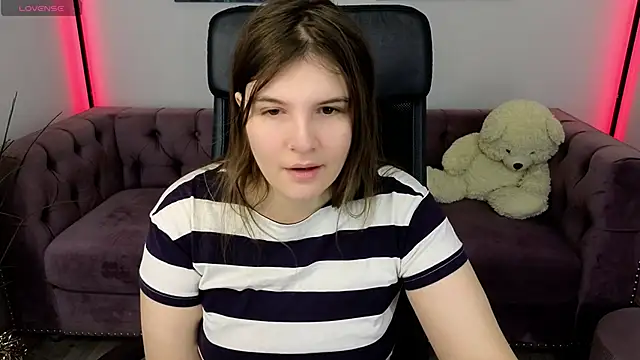 Snapshot of Ruyjin_Choi chatting on January 2026 10:32:01 AM Ruyjin Choi online show from January 2026 10:32:01 AM