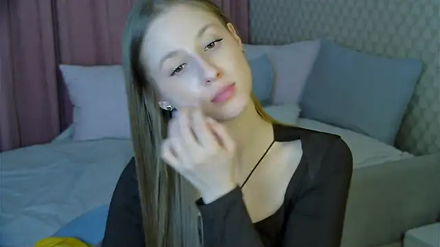 BritneyCruze online show from February 2025 08:50:01 AM