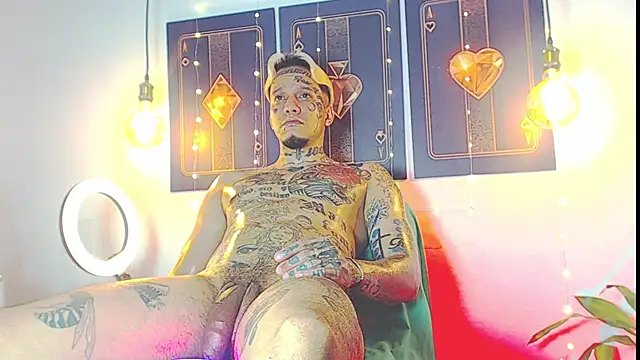 Snapshot of daimond_hope666 chatting on February 2025 07:23:01 PM daimond hope666 online show from February 2025 07:23:01 PM