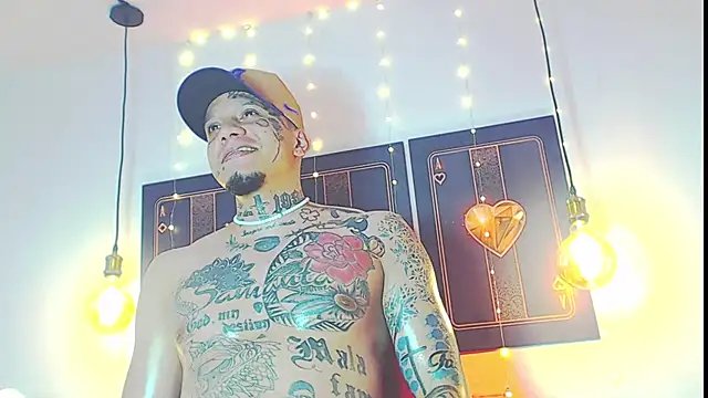 Snapshot of daimond_hope666 chatting on February 2025 12:46:01 AM daimond hope666 online show from February 2025 12:46:01 AM