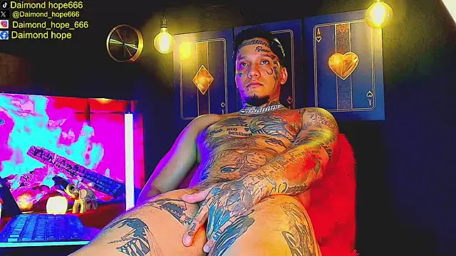 Snapshot of daimond_hope666 chatting on November 2025 08:31:01 PM daimond hope666 online show from November 2025 08:31:01 PM