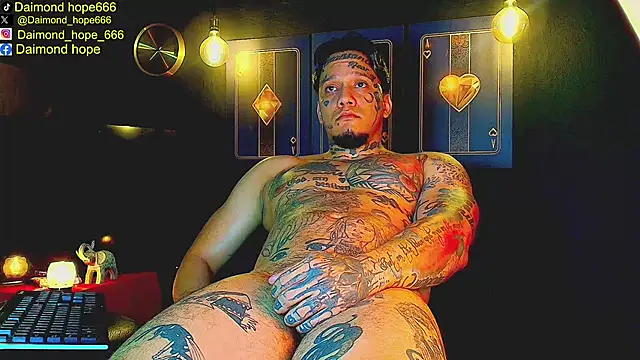 Snapshot of daimond_hope666 chatting on December 2025 12:48:01 AM daimond hope666 online show from December 2025 12:48:01 AM