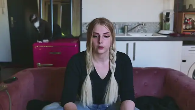 ce leste   online show from December 2024 11:54:02 AM