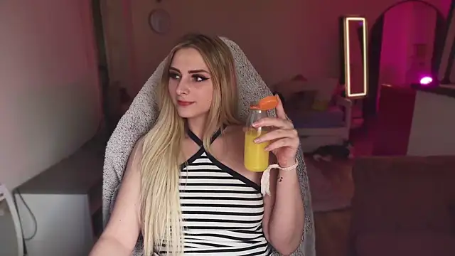 ce leste   online show from February 2025 05:19:02 PM