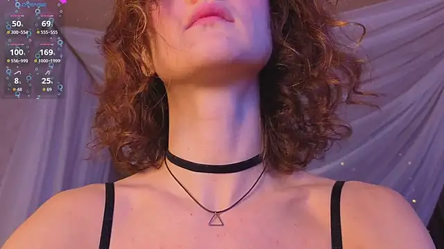 Snapshot of Soo_dreamy chatting on November 2025 01:28:01 AM Soo dreamy online show from November 2025 01:28:01 AM