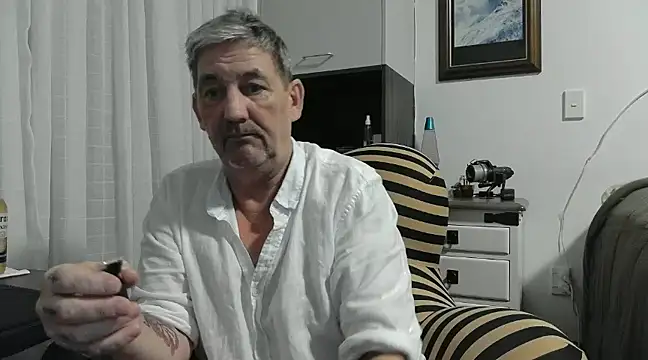 Snapshot of ChunkyMonkey007 chatting on January 2025 09:57:02 AM ChunkyMonkey007 online show from January 2025 09:57:02 AM