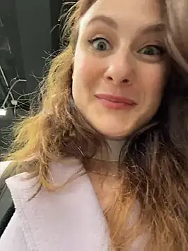 Snapshot of Dina_Tease chatting on October 2025 12:57:02 PM Dina Tease online show from October 2025 12:57:02 PM