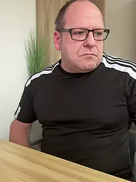 coupleLatinaLovers online show from January 2025 12:59:01 PM