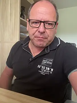 coupleLatinaLovers online show from September 2025 12:27:02 PM