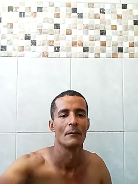 Snapshot of morenogato100 chatting on October 2025 09:51:01 AM morenogato100 online show from October 2025 09:51:01 AM