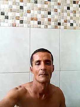 Snapshot of morenogato100 chatting on October 2025 05:01:01 PM morenogato100 online show from October 2025 05:01:01 PM