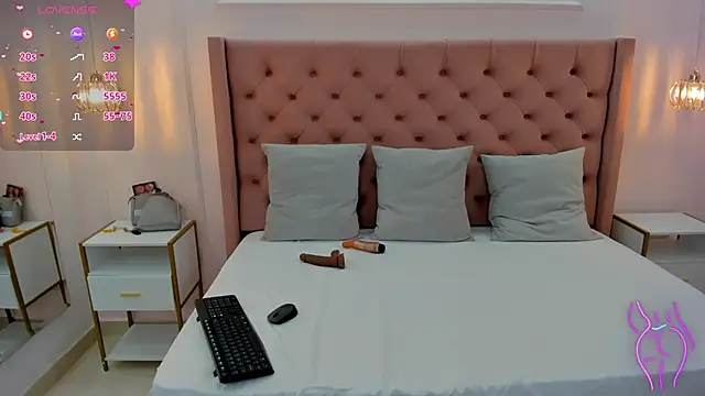 Snapshot of chloe_zulay chatting on January 2025 04:25:02 AM chloe zulay online show from January 2025 04:25:02 AM