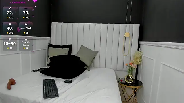 Snapshot of chloe_zulay chatting on February 2025 02:28:01 AM chloe zulay online show from February 2025 02:28:01 AM