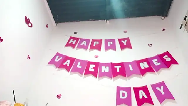 PetiteIvoryQueen19 online show from February 2025 06:55:01 AM