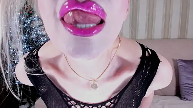 Snapshot of Rita_Farel chatting on January 2026 09:17:02 PM Rita Farel online show from January 2026 09:17:02 PM