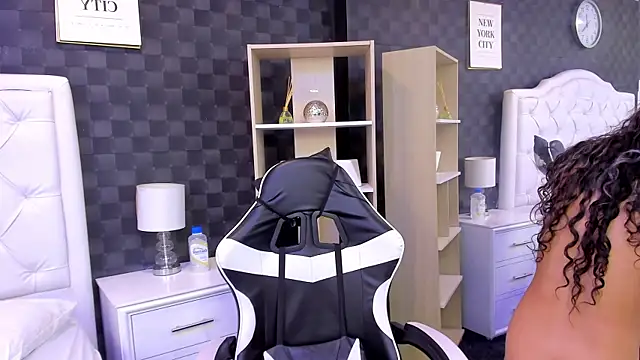 rave connor online show from February 2025 07:17:02 PM