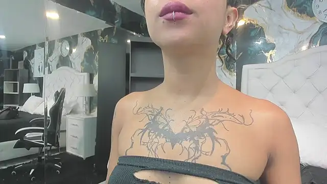 rave connor online show from December 2025 07:20:02 PM