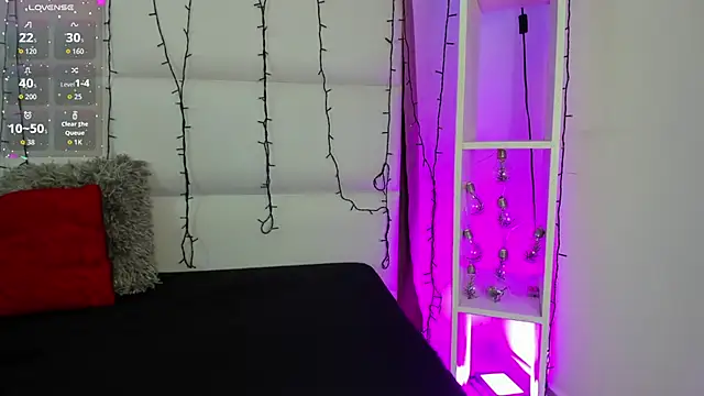 Stefyrossy online show from March 2026 12:34:01 PM