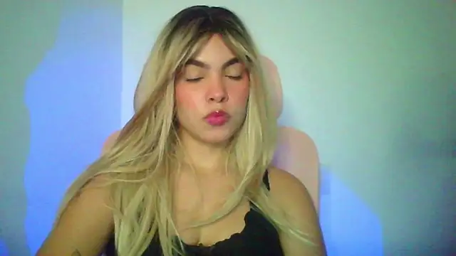 Kiri Cutee online show from February 2026 04:54:02 AM