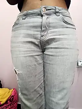 Snapshot of Ananya_34 chatting on February 2025 06:52:02 AM Ananya 34 online show from February 2025 06:52:02 AM