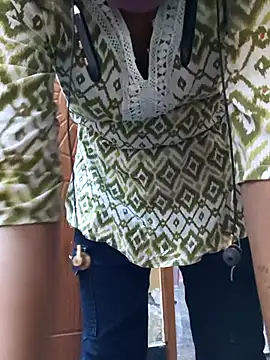 Snapshot of Ananya_34 chatting on November 2025 03:45:02 AM Ananya 34 online show from November 2025 03:45:02 AM