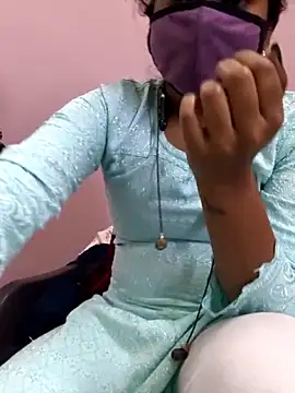 Snapshot of Ananya_34 chatting on November 2025 03:28:02 AM Ananya 34 online show from November 2025 03:28:02 AM