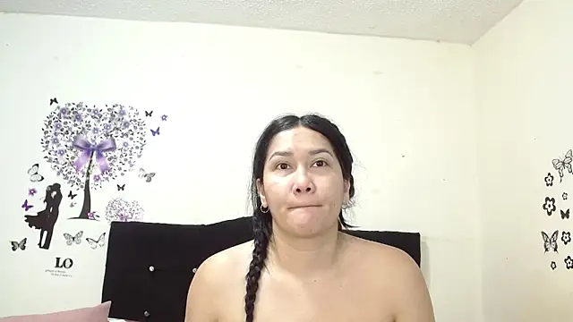 Snapshot of jeff_and_jade chatting on October 2025 10:54:02 AM jeff and jade online show from October 2025 10:54:02 AM