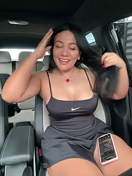 Snapshot of Abril10_ chatting on November 2025 05:01:02 PM Abril10 online show from November 2025 05:01:02 PM