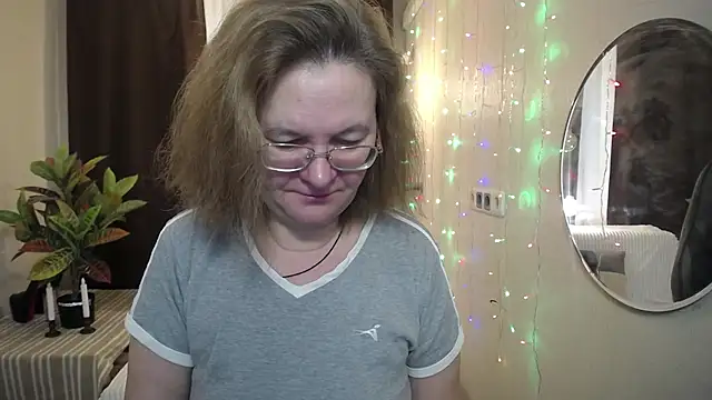 HolyMilfa online show from January 2025 07:32:01 AM