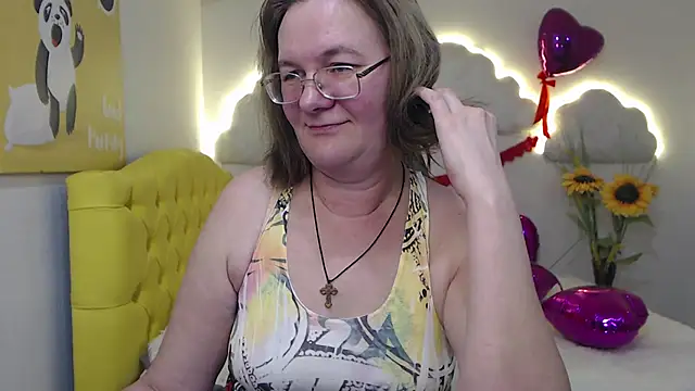 HolyMilfa online show from February 2025 04:41:02 PM